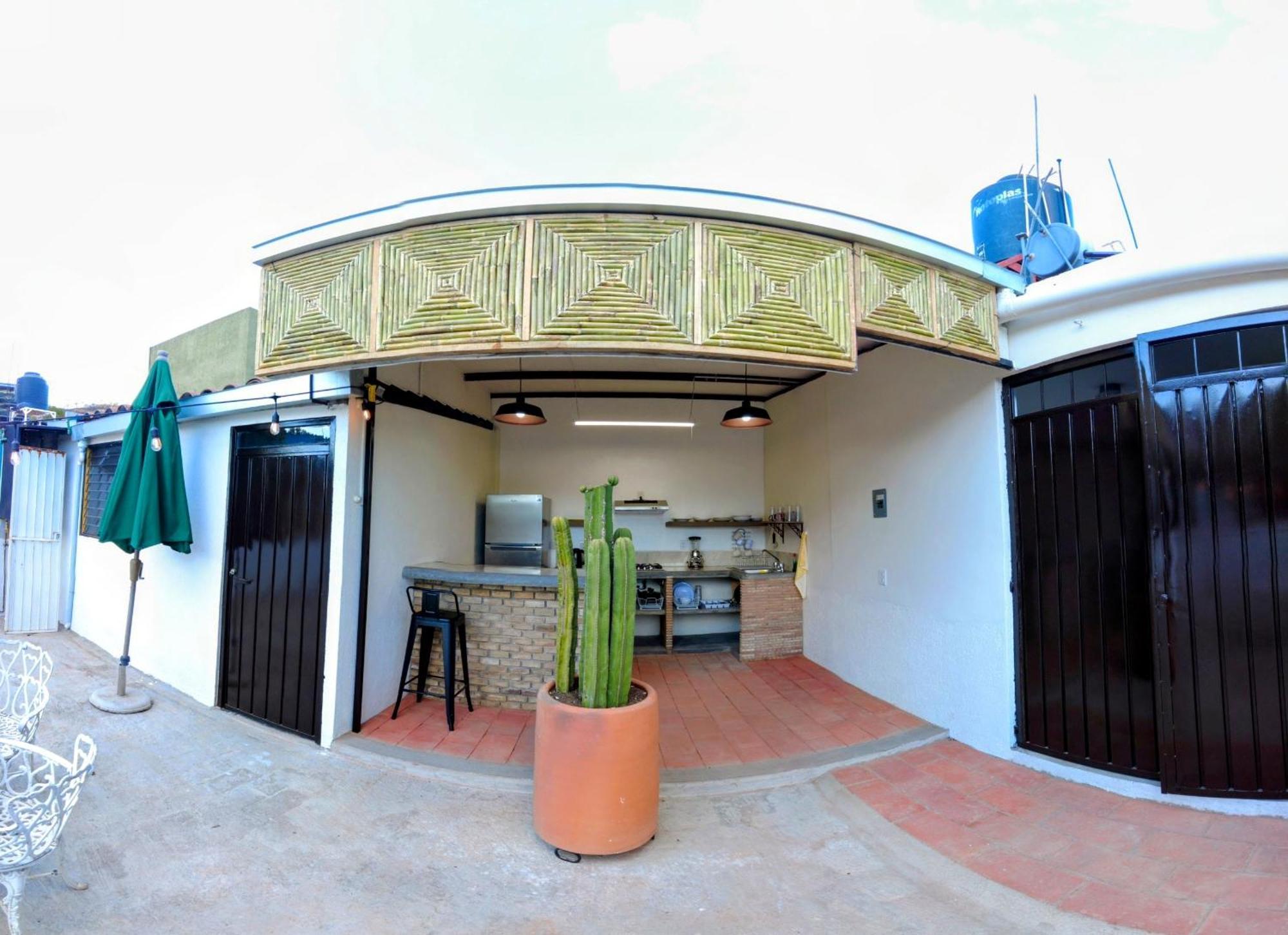 Casa De Las Palmas Guest House Oaxaca Exterior photo